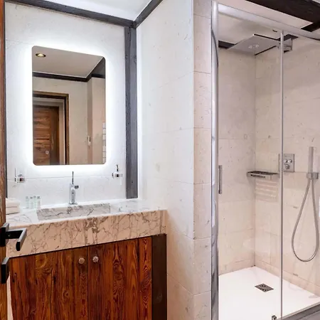 아파트 Luxury 70m2 Balcon Courchevel1850 Parking 쿠쉐벨