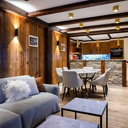 Luxury 70m2 Balcon Courchevel1850 Parking 아파트